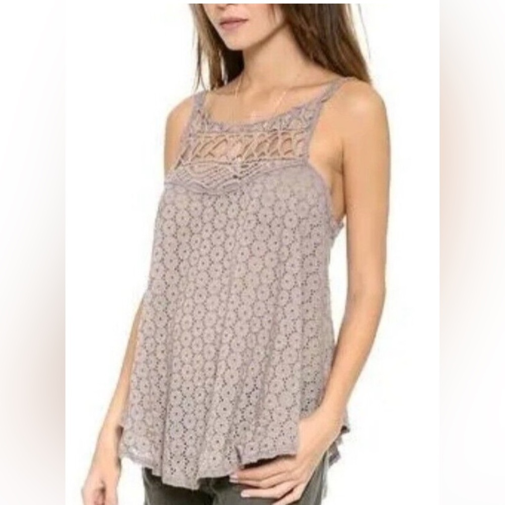 Free People “Got my eyelet on you” Women’s top